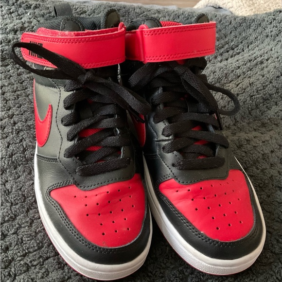 Nike court high top women's size 5 youth size 3 1/2 - Picture 2 of 8